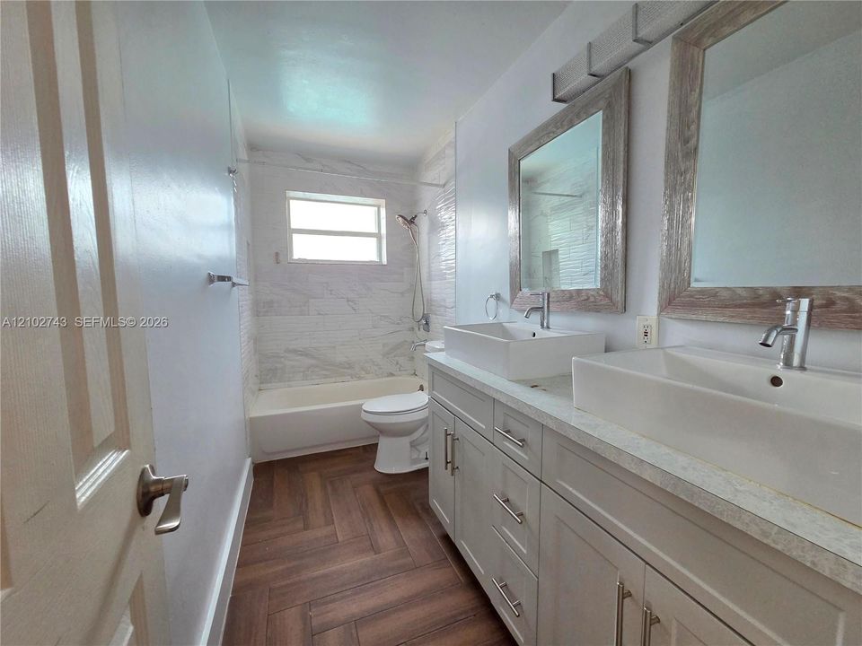 For Rent: $3,800 (3 beds, 2 baths, 1713 Square Feet)