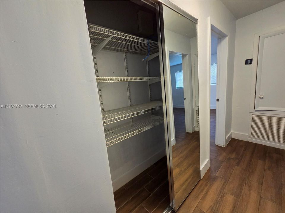 For Rent: $3,800 (3 beds, 2 baths, 1713 Square Feet)
