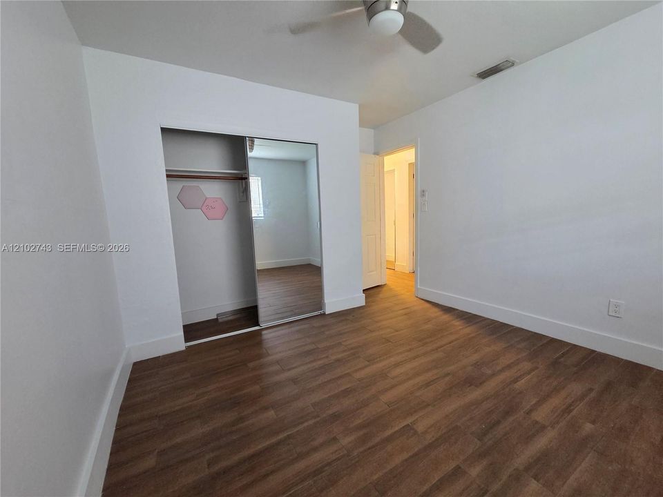 For Rent: $3,800 (3 beds, 2 baths, 1713 Square Feet)