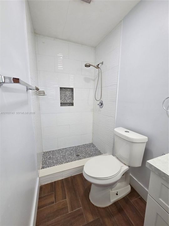 For Rent: $3,800 (3 beds, 2 baths, 1713 Square Feet)