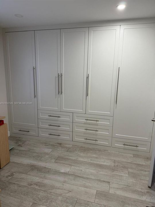 На продажу: $295,000 (2 спален, 2 ванн, 1000 Квадратных фут)