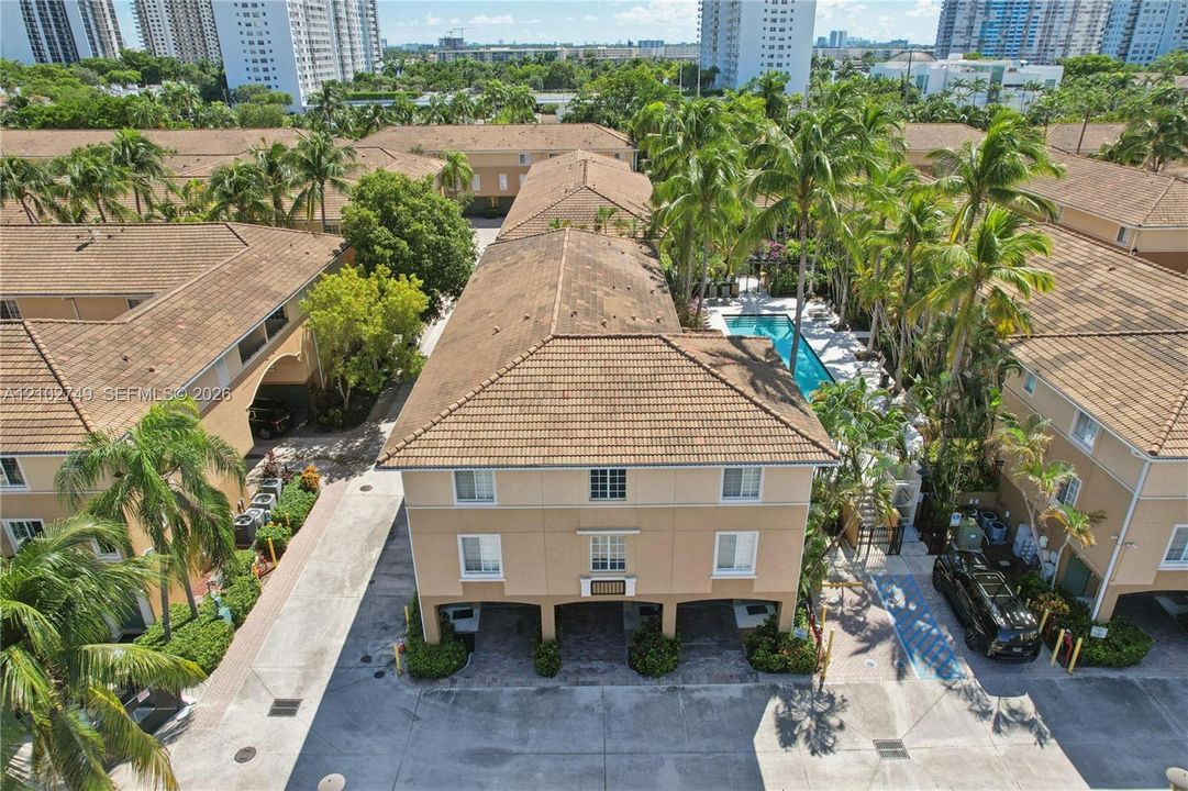 En Venta: $289,000 (1 camas, 1 baños, 859 Pies cuadrados)