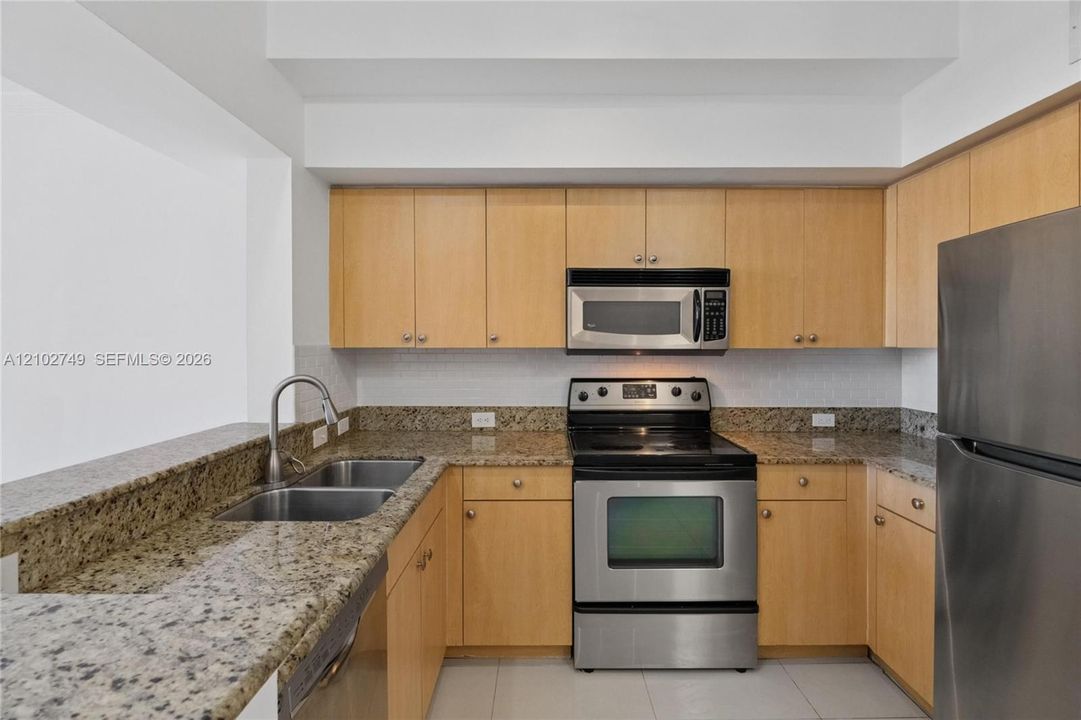 En Venta: $289,000 (1 camas, 1 baños, 859 Pies cuadrados)
