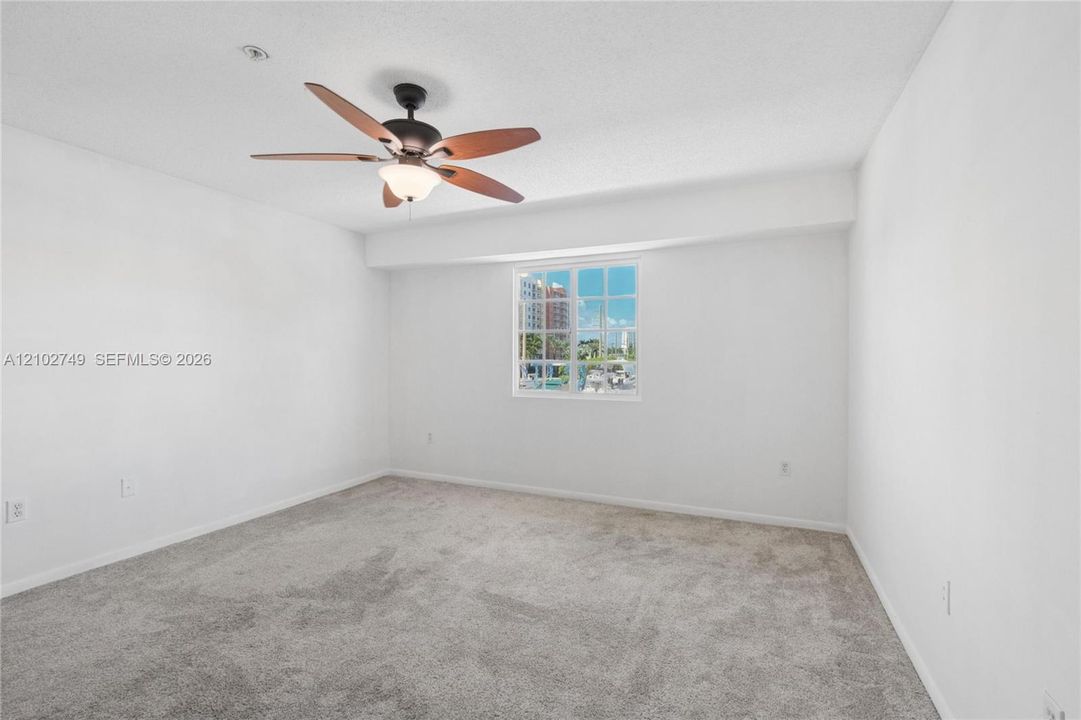 En Venta: $289,000 (1 camas, 1 baños, 859 Pies cuadrados)