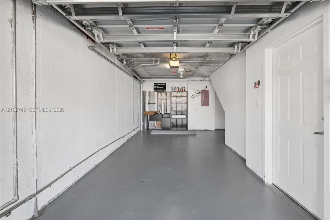 En Venta: $289,000 (1 camas, 1 baños, 859 Pies cuadrados)