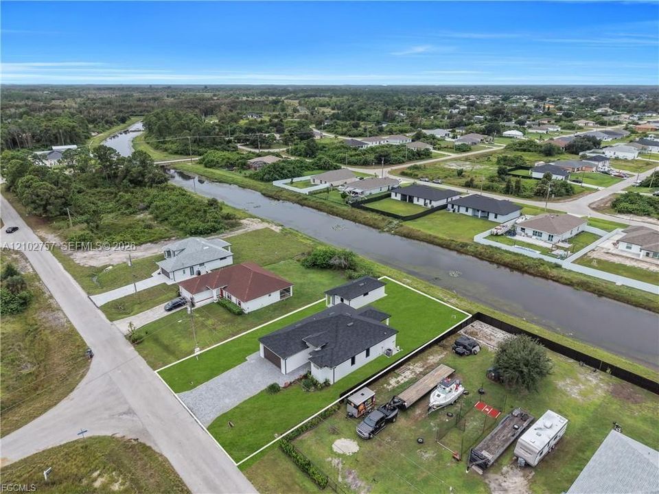 For Sale: $424,000 (4 beds, 4 baths, 2282 Square Feet)