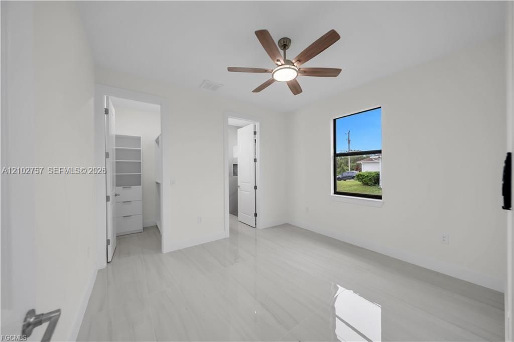 For Sale: $424,000 (4 beds, 4 baths, 2282 Square Feet)