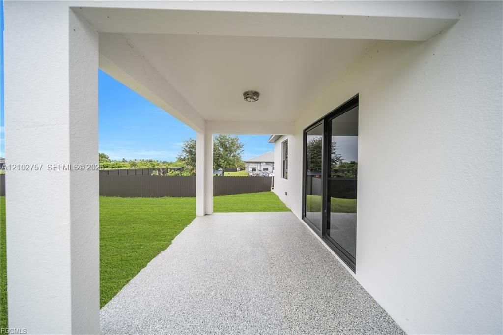For Sale: $424,000 (4 beds, 4 baths, 2282 Square Feet)