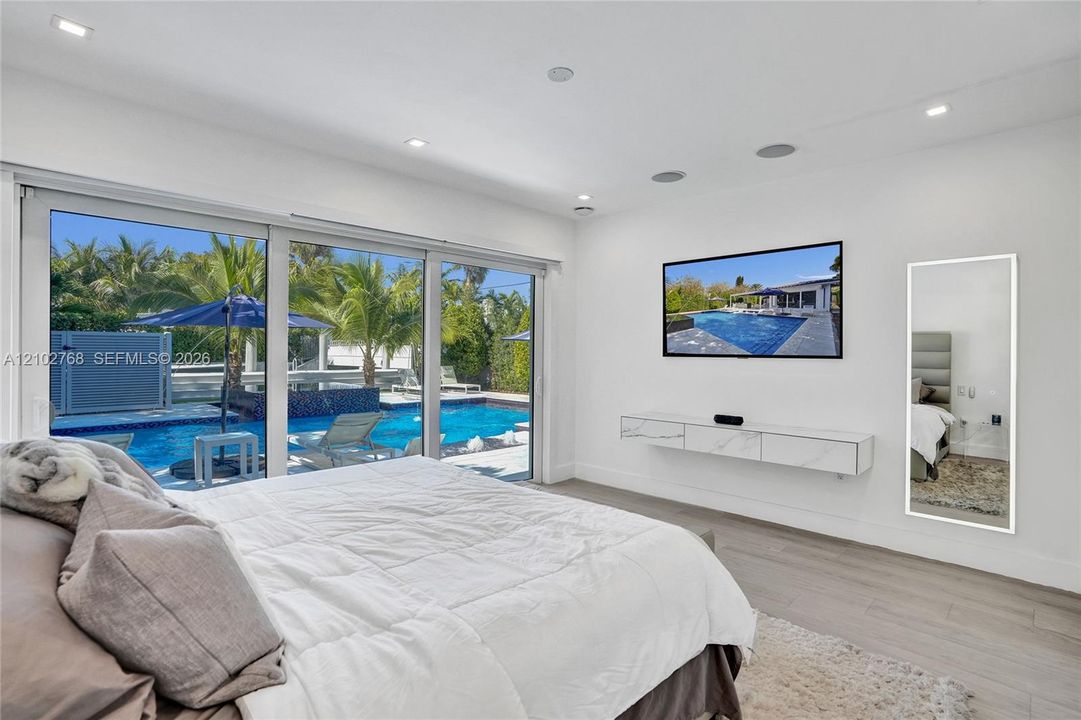 For Rent: $16,500 (4 beds, 3 baths, 1756 Square Feet)