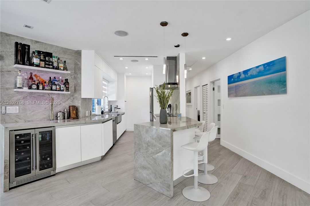 For Rent: $16,500 (4 beds, 3 baths, 1756 Square Feet)