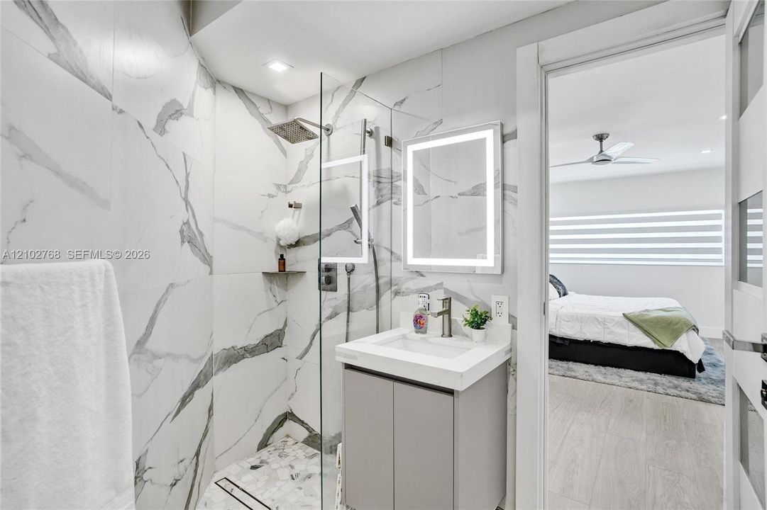 For Rent: $16,500 (4 beds, 3 baths, 1756 Square Feet)