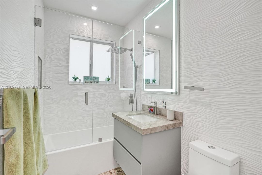 For Rent: $16,500 (4 beds, 3 baths, 1756 Square Feet)