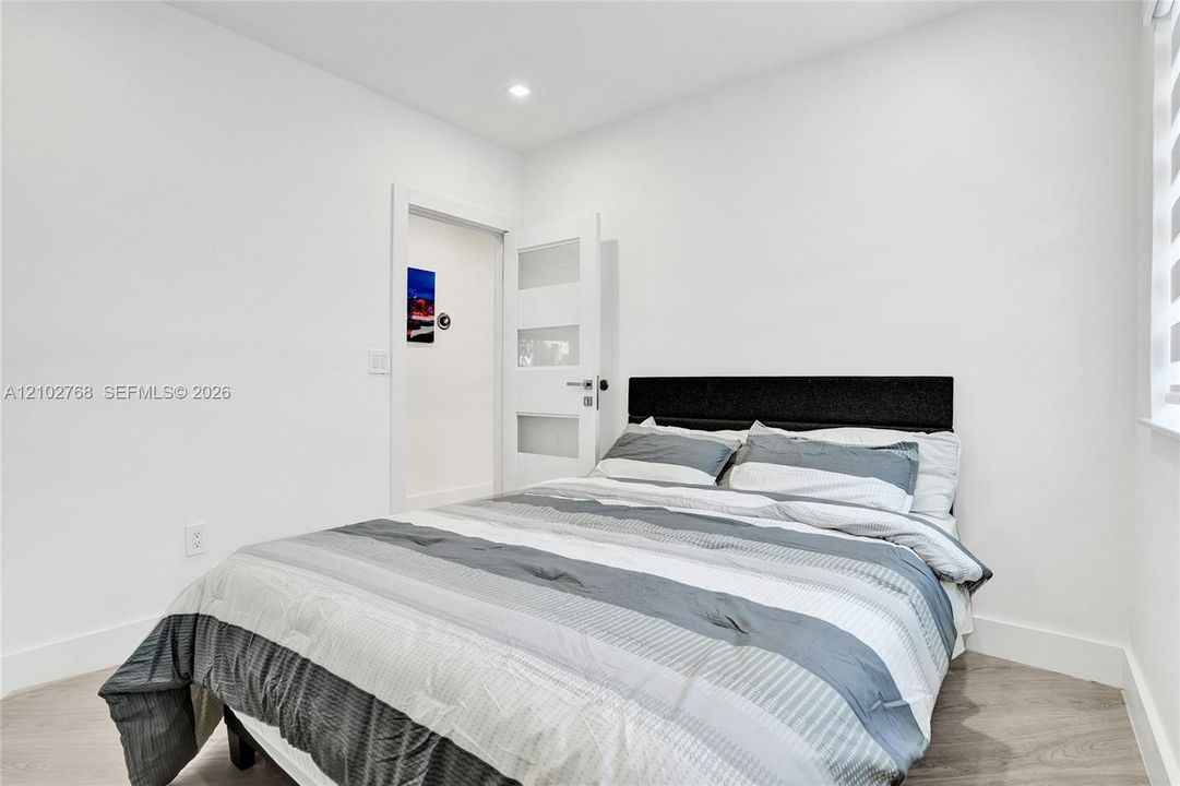 For Rent: $16,500 (4 beds, 3 baths, 1756 Square Feet)