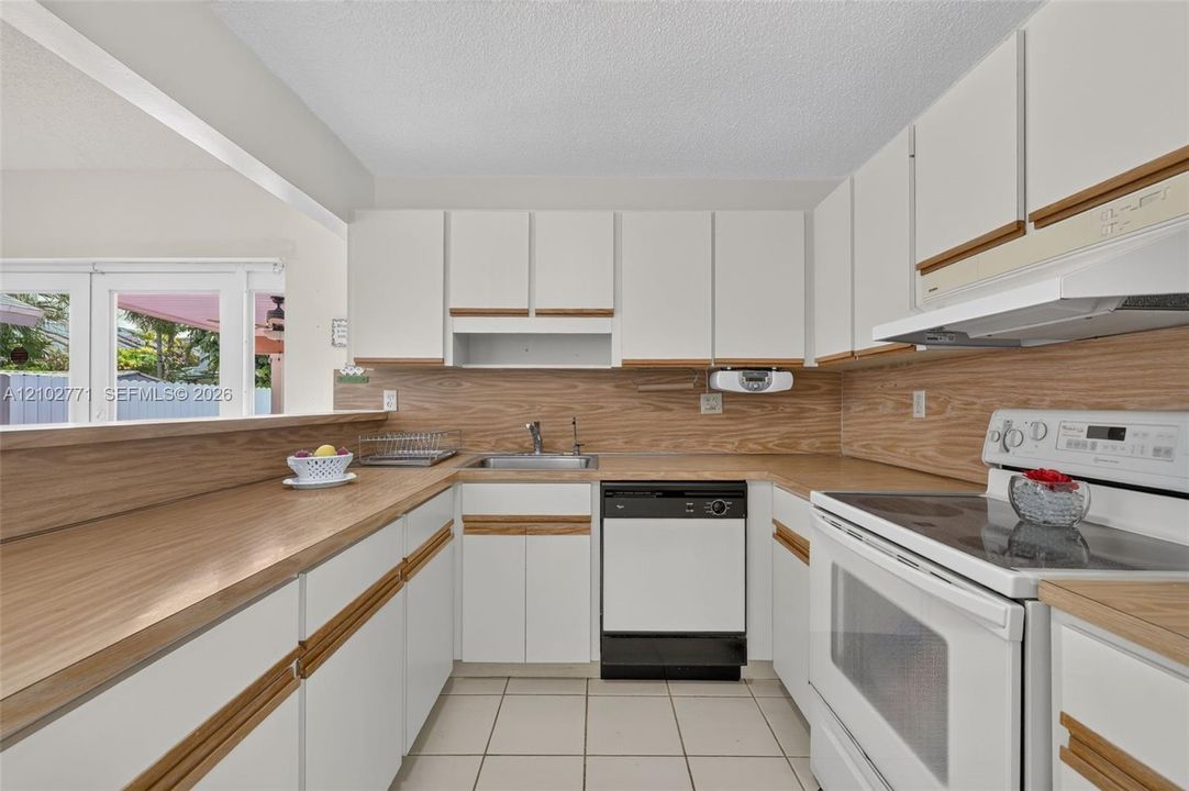 En Renta: $3,600 (3 camas, 2 baños, 1525 Pies cuadrados)