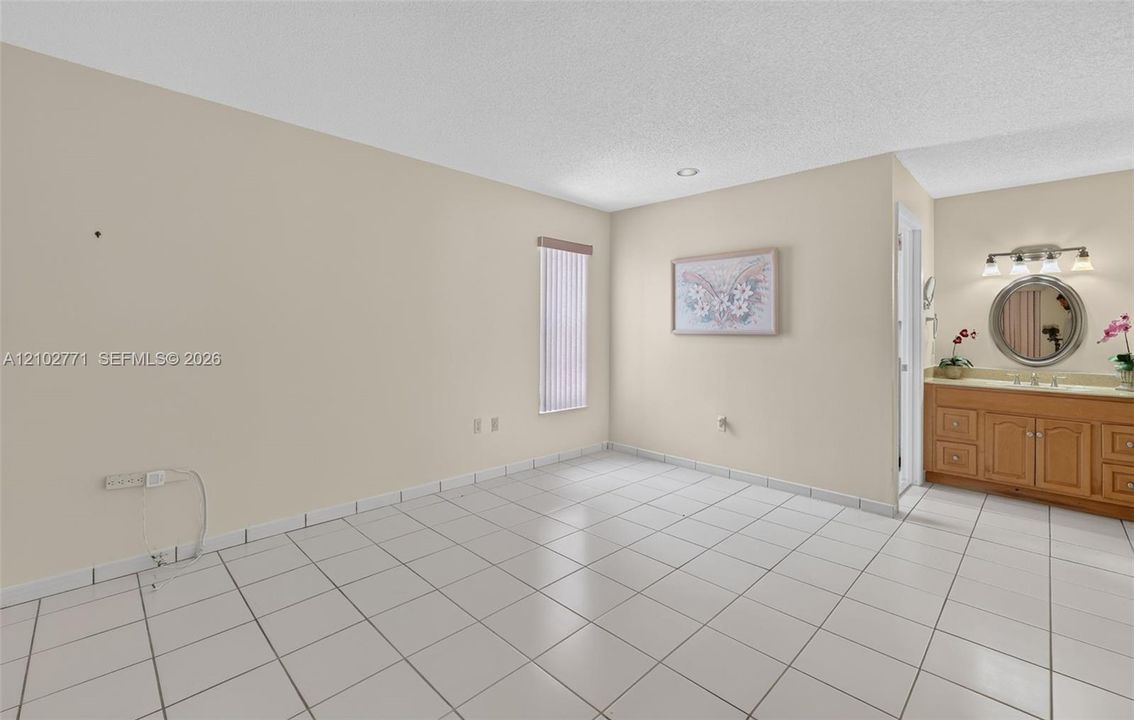 En Renta: $3,600 (3 camas, 2 baños, 1525 Pies cuadrados)