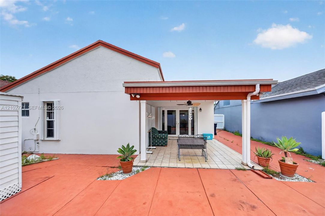 En Renta: $3,600 (3 camas, 2 baños, 1525 Pies cuadrados)