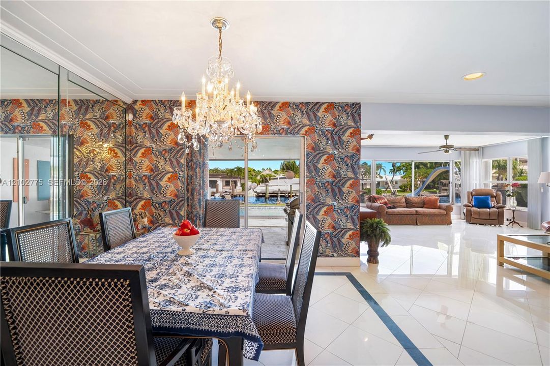 En Venta: $3,100,000 (3 camas, 2 baños, 2146 Pies cuadrados)