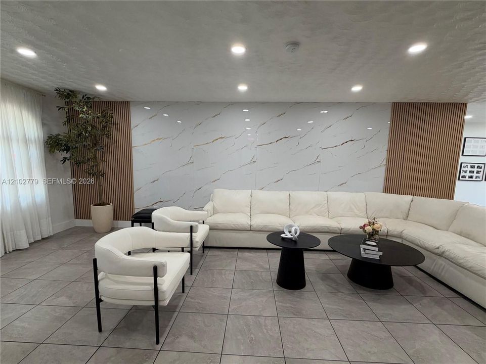 En Venta: $679,000 (5 camas, 3 baños, 2278 Pies cuadrados)