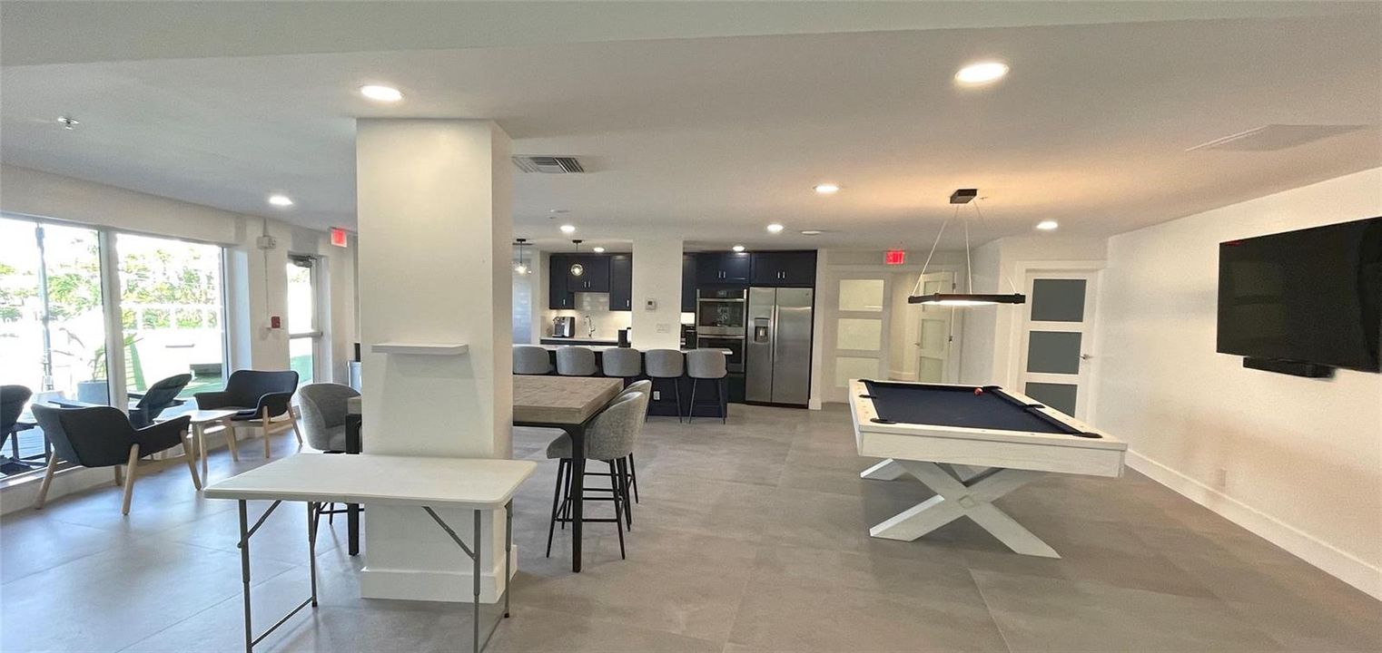COMMUNITY ROOM