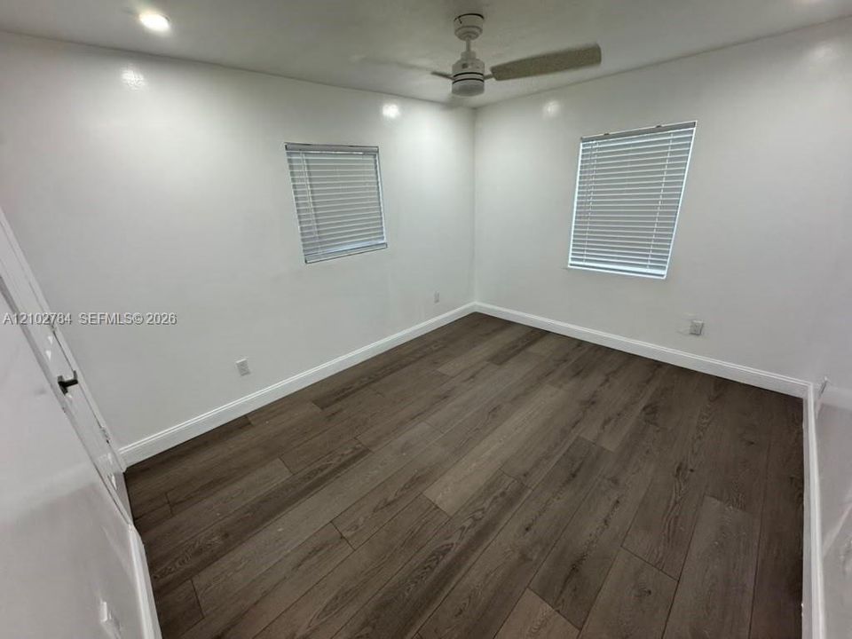 For Sale: $530,000 (0 beds, 0 baths, 1078 Square Feet)