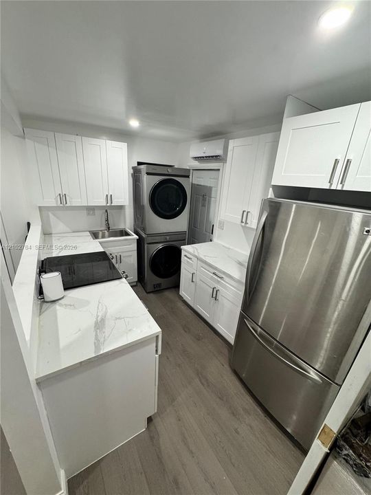 For Sale: $530,000 (0 beds, 0 baths, 1078 Square Feet)