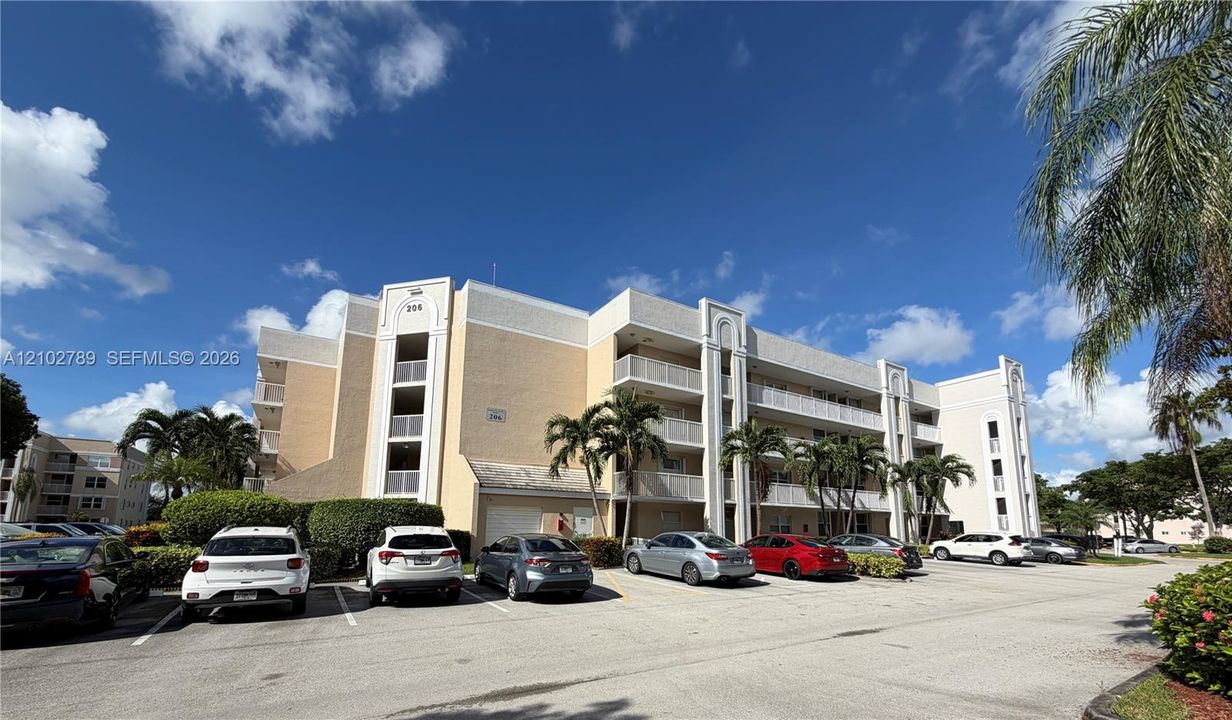 En Venta: $150,000 (2 camas, 2 baños, 950 Pies cuadrados)