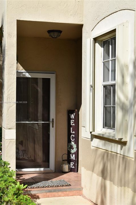 For Sale: $569,900 (3 beds, 2 baths, 1456 Square Feet)
