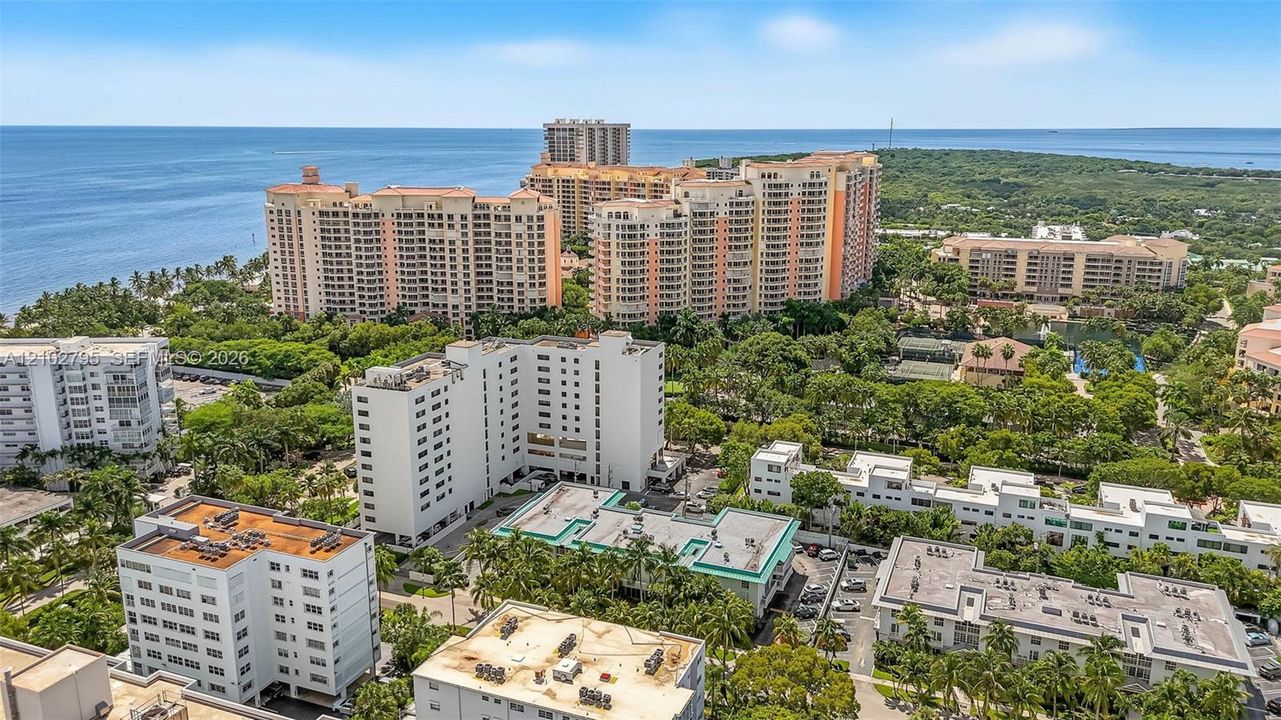 For Rent: $4,500 (1 beds, 1 baths, 590 Square Feet)