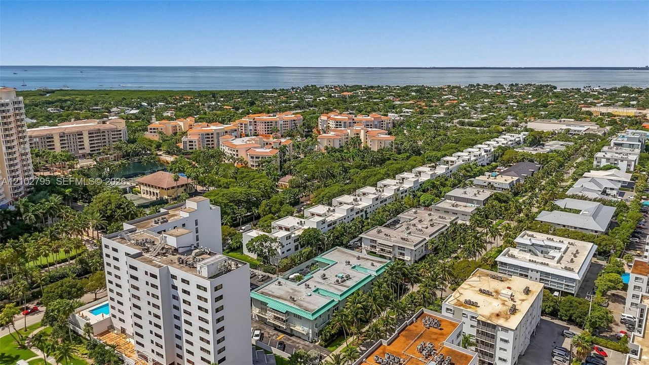 For Rent: $4,500 (1 beds, 1 baths, 590 Square Feet)