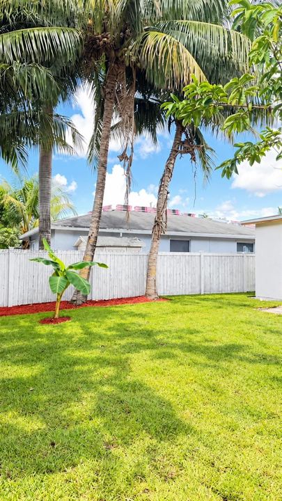 En Venta: $492,500 (3 camas, 2 baños, 1250 Pies cuadrados)