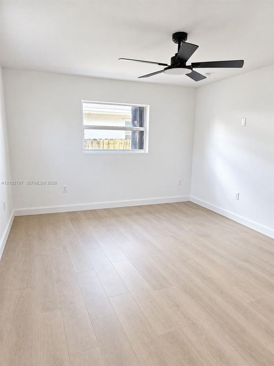 En Venta: $492,500 (3 camas, 2 baños, 1250 Pies cuadrados)