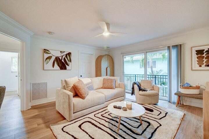 Unit 8 Living Rm