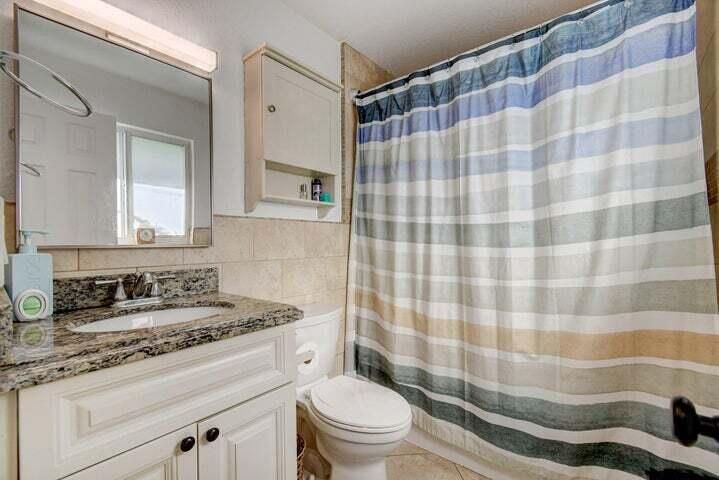 Unit 8 Bathroom