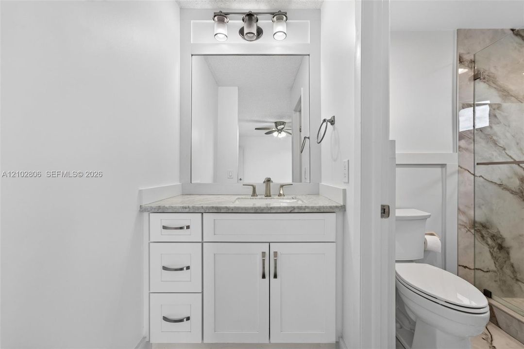 For Sale: $350,000 (3 beds, 2 baths, 1070 Square Feet)