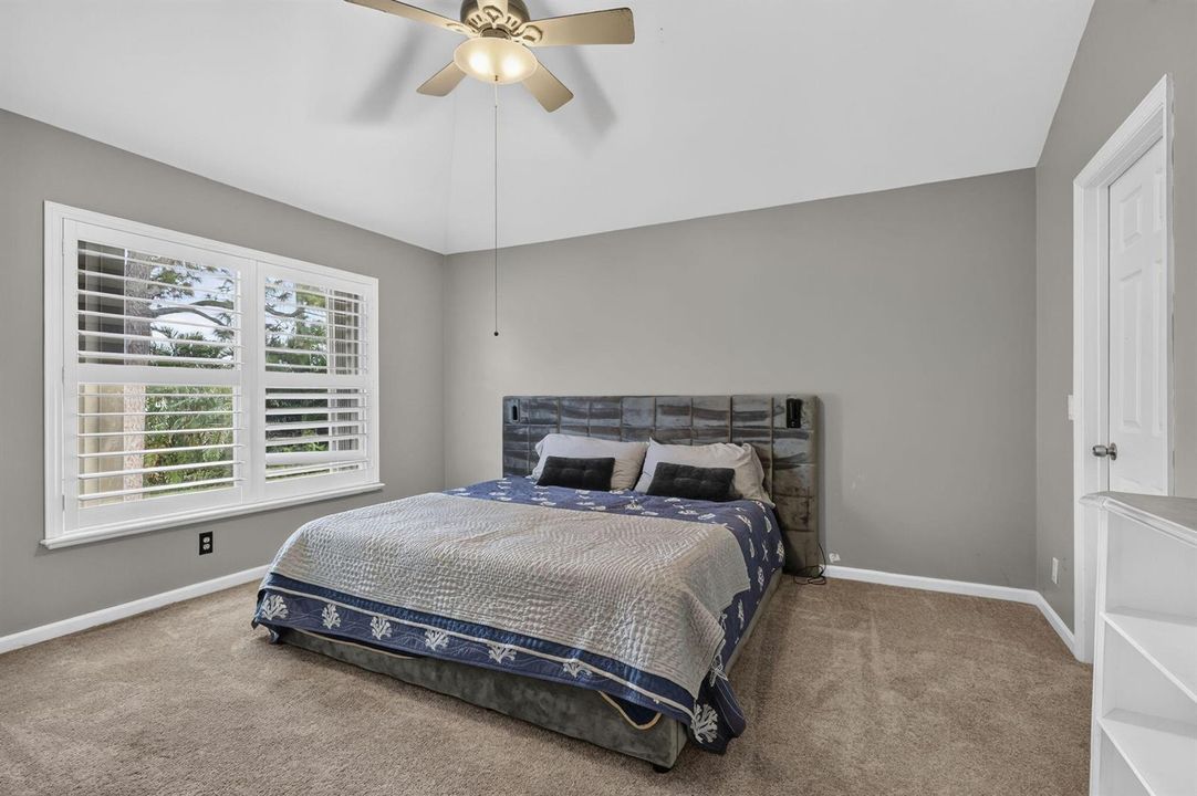 Bedroom 1 -upstairs