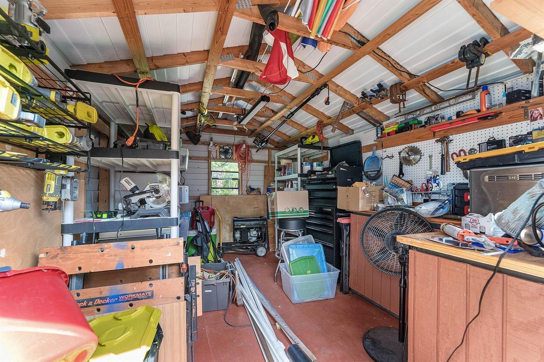 LARGE SHED!