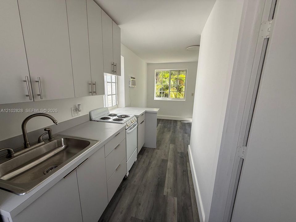 For Rent: $1,700 (1 beds, 1 baths, 0 Square Feet)