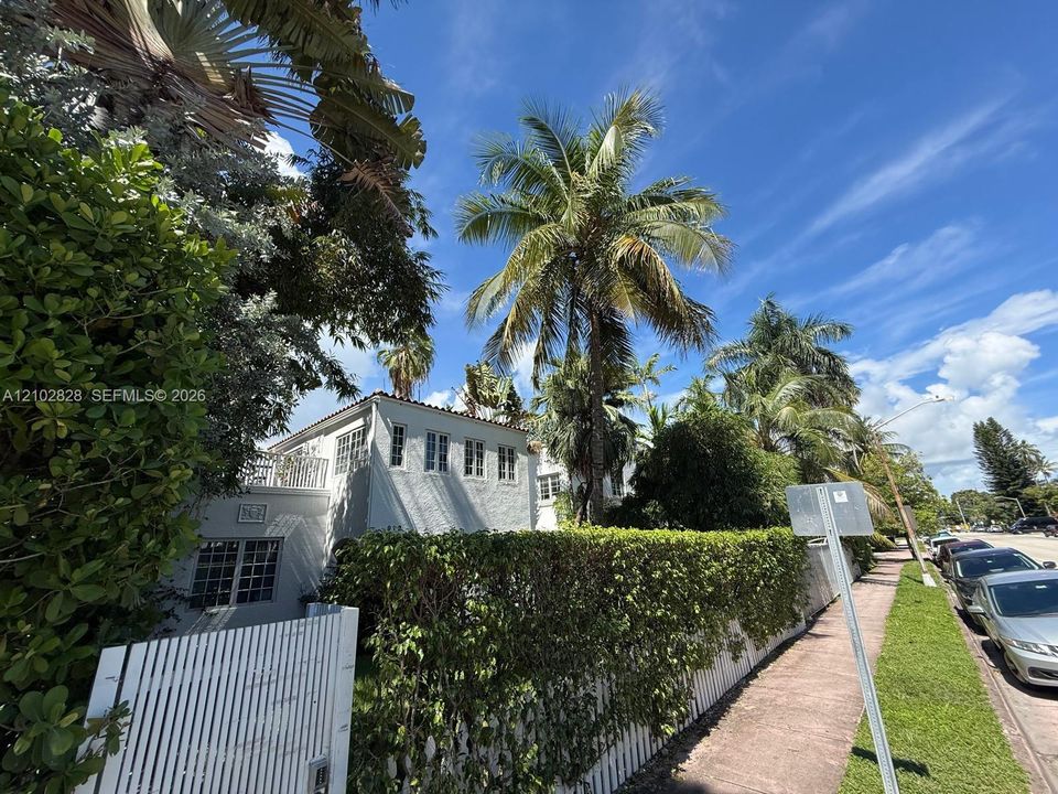 For Rent: $1,700 (1 beds, 1 baths, 0 Square Feet)
