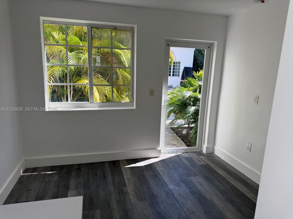For Rent: $1,700 (1 beds, 1 baths, 0 Square Feet)