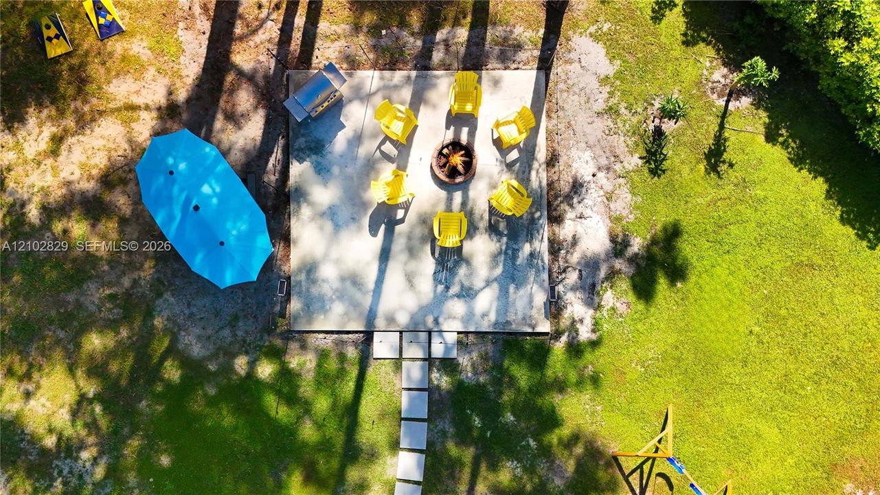 En Venta: $775,000 (3 camas, 3 baños, 1358 Pies cuadrados)