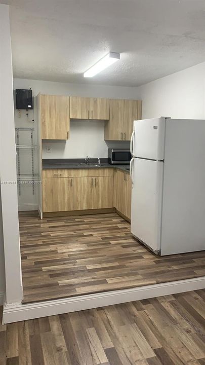 En Renta: $1,200 (1 camas, 1 baños, 1602 Pies cuadrados)