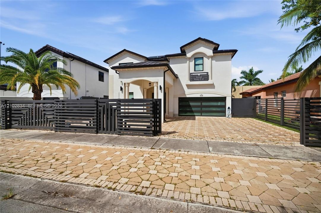 En Venta: $1,250,000 (5 camas, 5 baños, 2803 Pies cuadrados)