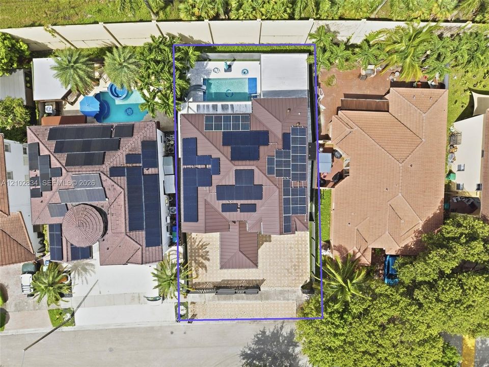 En Venta: $1,250,000 (5 camas, 5 baños, 2803 Pies cuadrados)