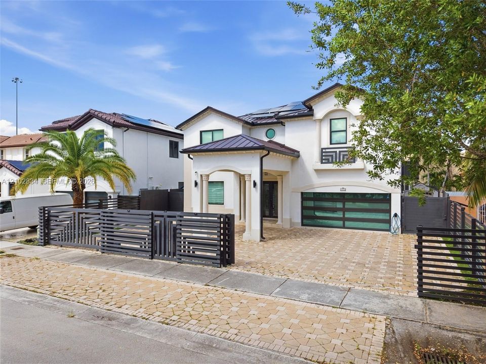En Venta: $1,250,000 (5 camas, 5 baños, 2803 Pies cuadrados)