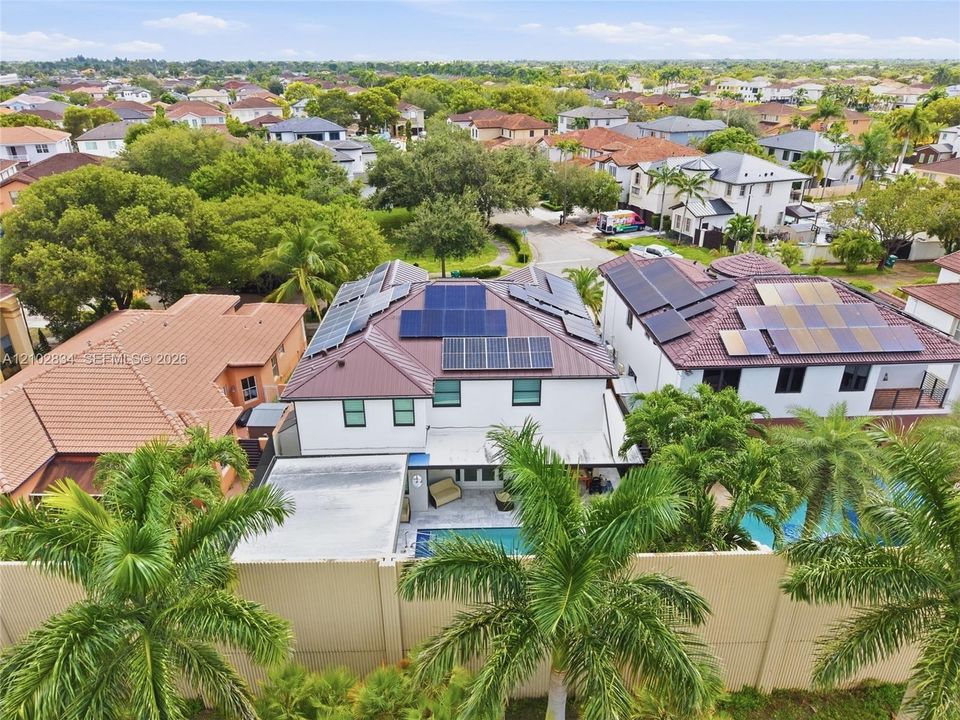 En Venta: $1,250,000 (5 camas, 5 baños, 2803 Pies cuadrados)