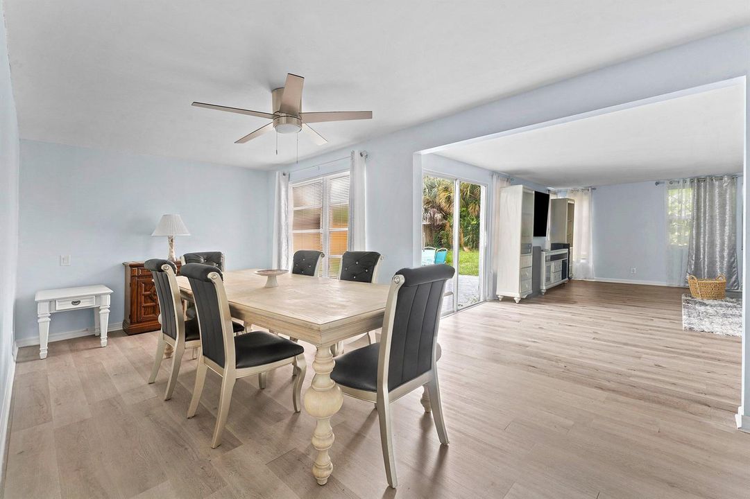 006-742LaurelDrive-WestPalmBeach-FL-3340