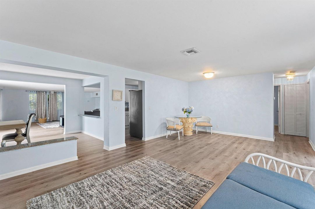 004-742LaurelDrive-WestPalmBeach-FL-3340