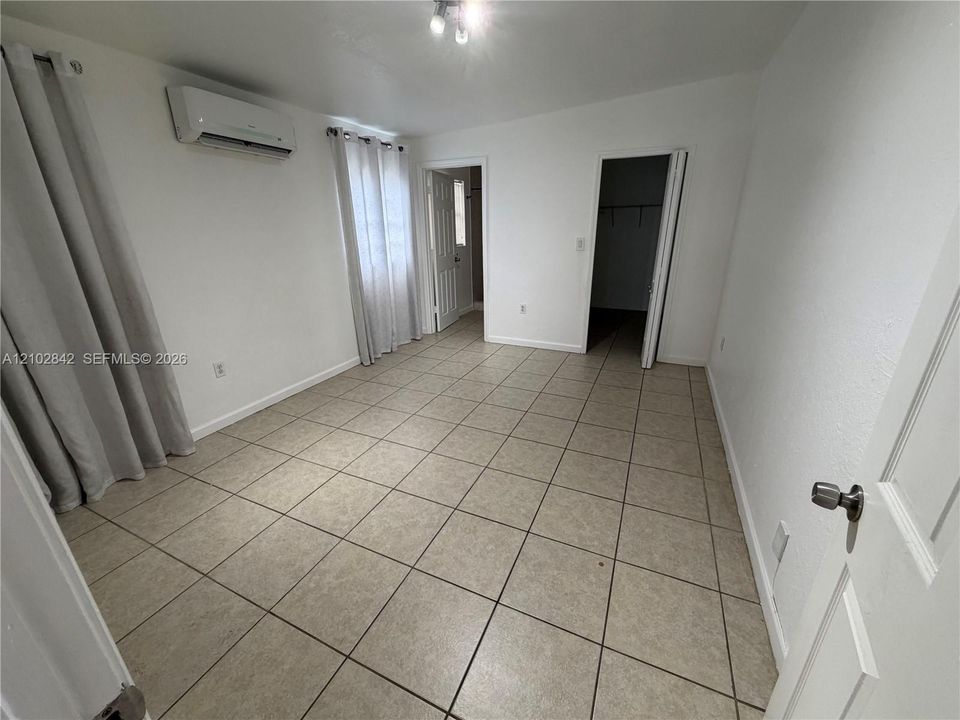 En Renta: $1,500 (1 camas, 1 baños, 650 Pies cuadrados)