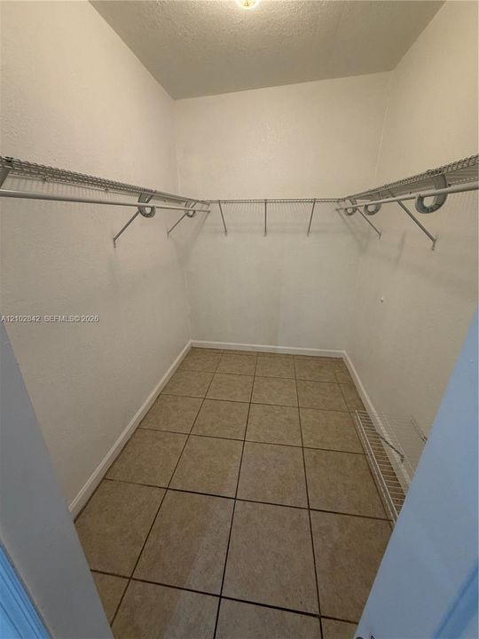 En Renta: $1,500 (1 camas, 1 baños, 650 Pies cuadrados)