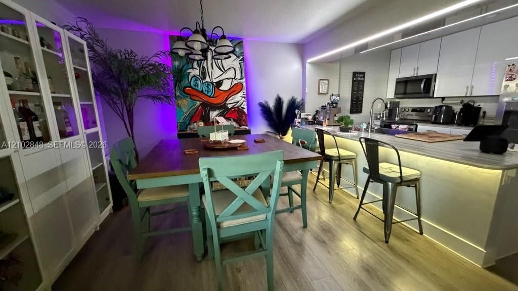 For Rent: $3,500 (3 beds, 2 baths, 2062 Square Feet)